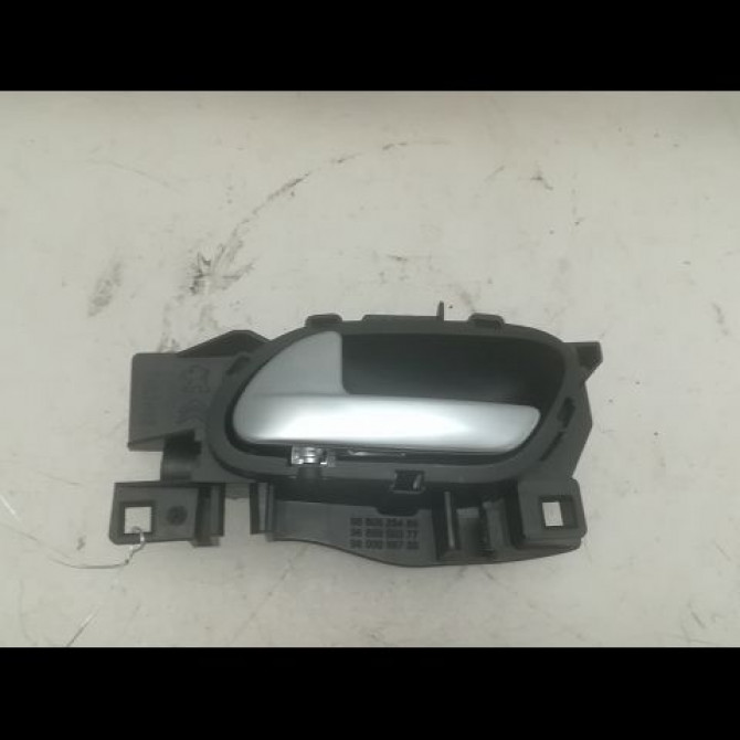 Poignee int porte arg occasion PEUGEOT 508 Phase 2 SW 06-2014->... 2.0 BlueHDI 180ch 9143T8 1