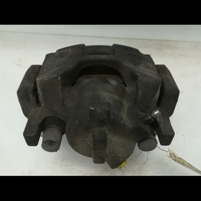 Etrier de frein avant droit occasion RENAULT SCENIC III Phase 3 04-2013->... 1.5 DCI 110ch 410010001R 2