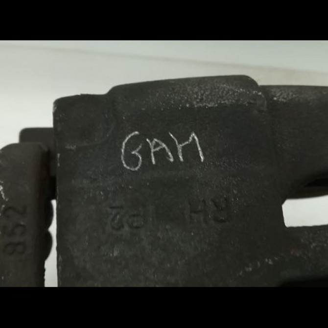 Etrier de frein avant droit occasion RENAULT SCENIC III Phase 3 04-2013->... 1.5 DCI 110ch 410010001R 3