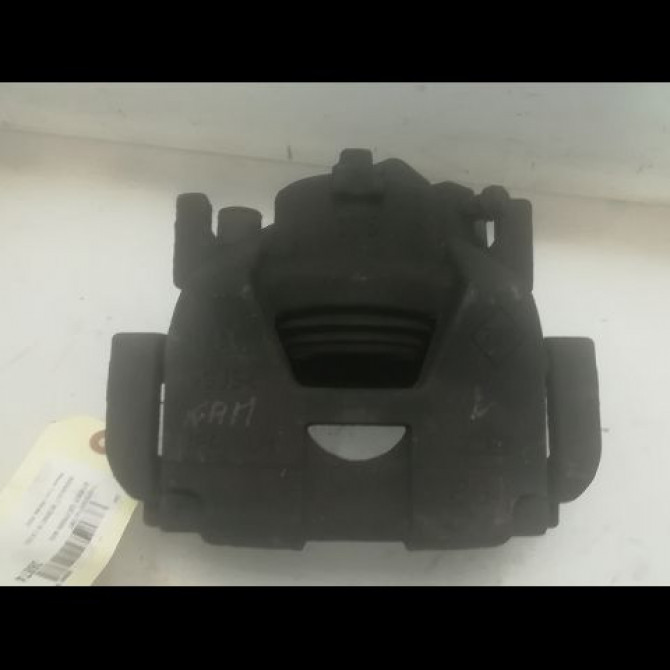 Etrier de frein avant gauche occasion RENAULT SCENIC III Phase 1 04-2009->11-2011 1.9 DCI 130ch 410110001R 1