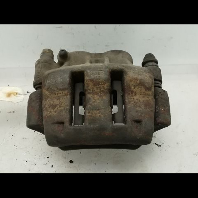 Etrier de frein avant droit occasion RENAULT MASTER II Phase 2 11-2003->10-2006 2.5 DCI 115ch 7701208013 1