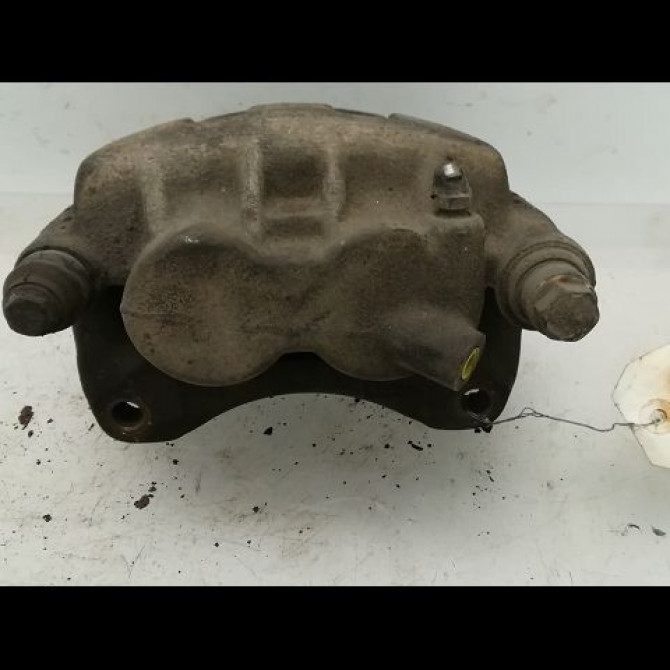 Etrier de frein avant droit occasion RENAULT MASTER II Phase 2 11-2003->10-2006 2.5 DCI 115ch 7701208013 3