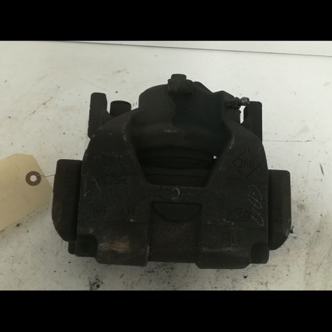 Etrier de frein avant gauche occasion RENAULT SCENIC III Phase 1 04-2009->11-2011 1.9 DCI 130ch 410110001R 1