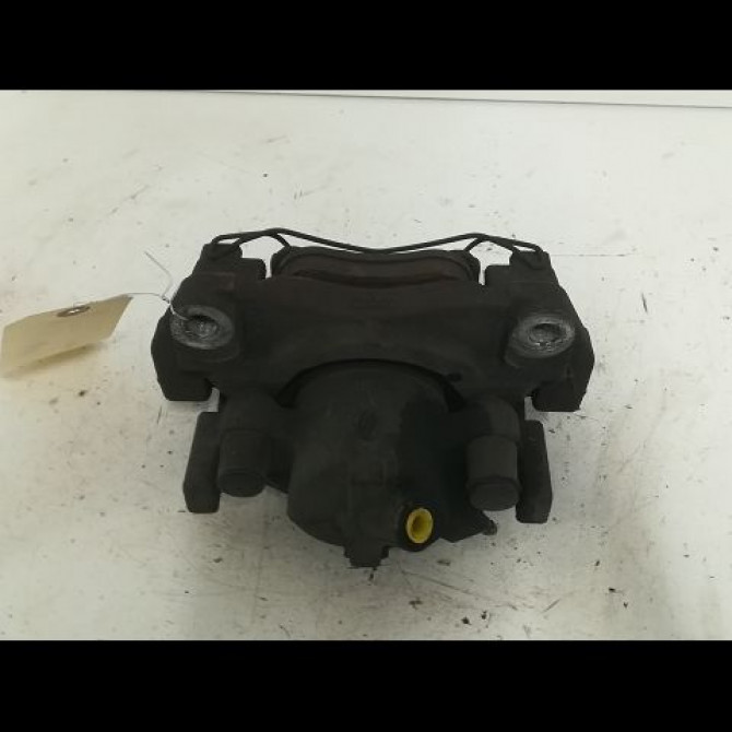 Etrier de frein avant gauche occasion RENAULT SCENIC III Phase 1 04-2009->11-2011 1.9 DCI 130ch 410110001R 2