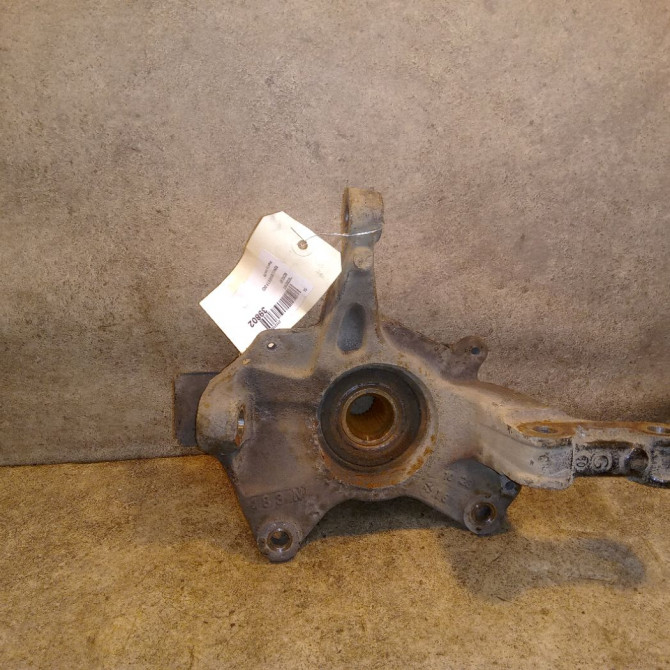 Moyeu avg occasion RENAULT MEGANE III Phase 1 11-2008->01-2012 1.5 DCI 85ch 402020009R 2