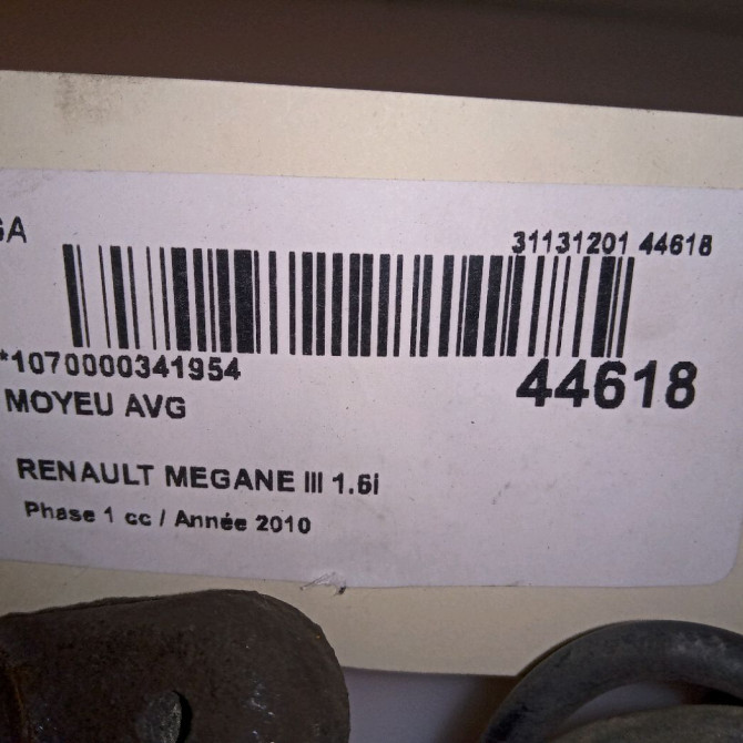 Moyeu avg occasion RENAULT MEGANE III Phase 1 11-2008->01-2012 1.6i 16v 110ch 402020009R 4