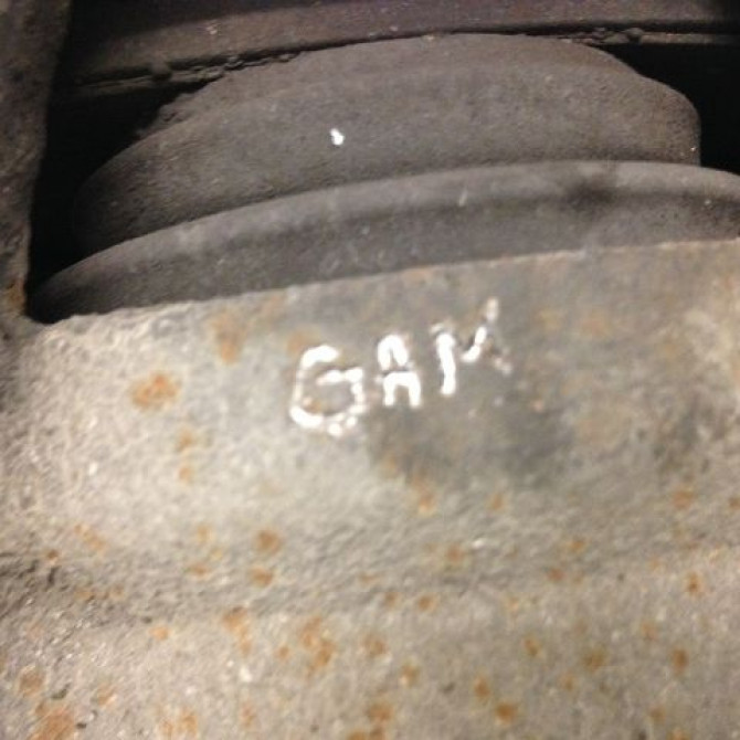 Etrier de frein avant droit occasion RENAULT LAGUNA III Phase 1 10-2007->10-2010 2.0 DCI 130ch 410010001R 3