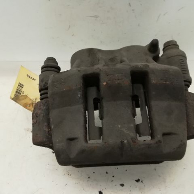 Etrier de frein avant gauche occasion RENAULT MASTER II Phase 2 11-2003->10-2006 2.5 DCI 115ch 7701208012 1