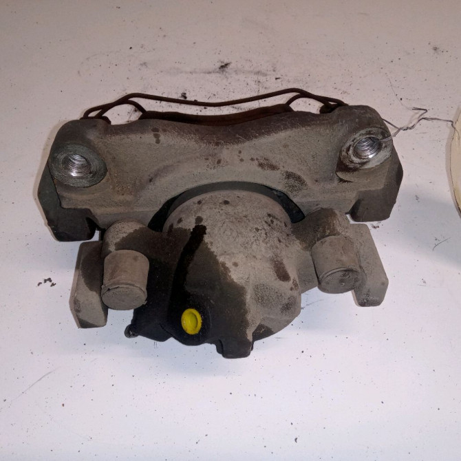 Etrier de frein avant droit occasion RENAULT SCENIC III Phase 3 04-2013->... 1.5 DCI 110ch 410010001R 2