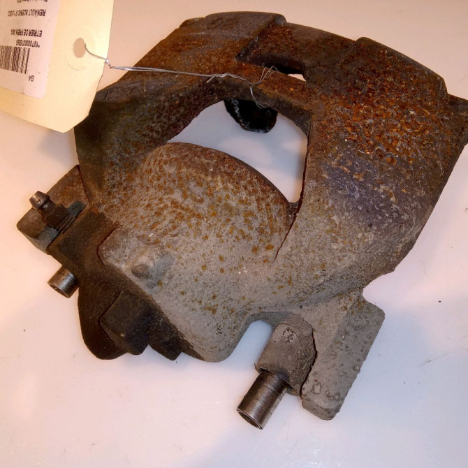 Etrier de frein avant gauche occasion RENAULT SCENIC III Phase 1 04-2009->11-2011 1.9 DCI 130ch 410110001R 1