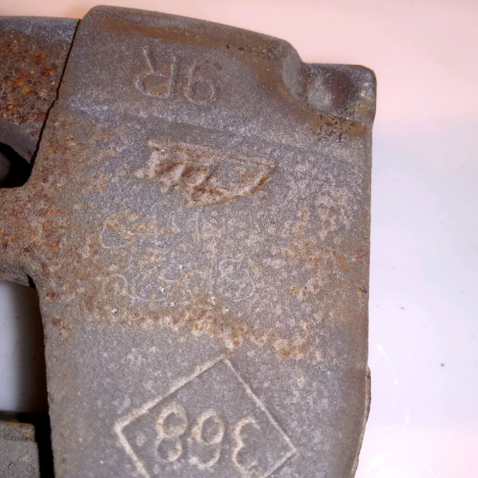 Etrier de frein avant droit occasion RENAULT SCENIC III Phase 1 04-2009->11-2011 1.9 DCI 130ch 410010001R 3