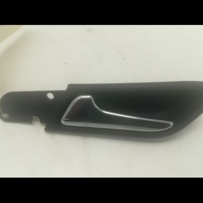 Poignee int porte arg occasion MERCEDES CLASSE B I Phase 2 04-2008->09-2011 B 200 CDI 16976009619051 1