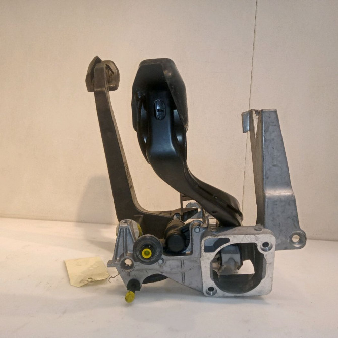 Pedalier complet occasion AUDI A4 II Phase 2 09-2004->04-2008 1.9 TDI 115ch 8E1721117D 5