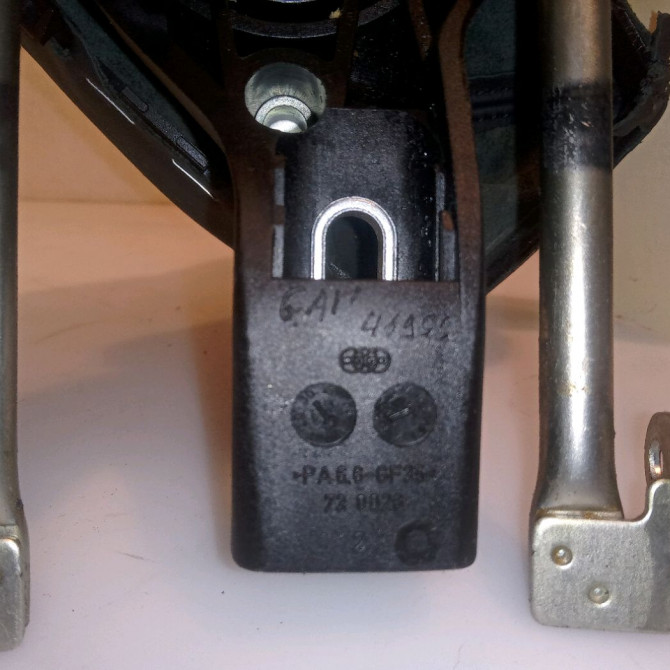 Levier de vitesses occasion AUDI A4 II Phase 2 09-2004->04-2008 1.9 TDI 115ch 5