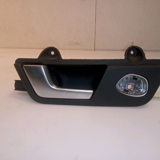 Poignee int porte arg occasion AUDI A4 II Phase 2 09-2004->04-2008 1.9 TDI 115ch 8E0839019C7PE 1