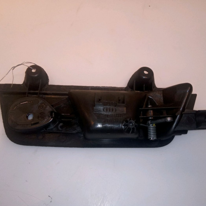 Poignee int porte arg occasion AUDI A4 II Phase 2 09-2004->04-2008 1.9 TDI 115ch 8E0839019C7PE 2