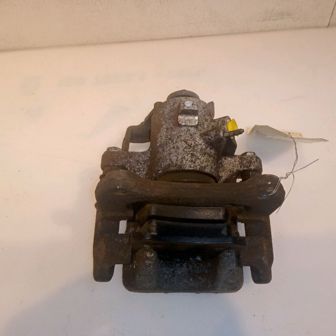 Etrier de frein arrière gauche occasion AUDI A4 II Phase 2 09-2004->04-2008 1.9 TDI 115ch 8E0615423G 2