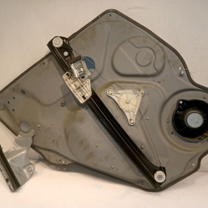 Mecanisme+moteur leve-glace ard occasion MERCEDES CLASSE B I Phase 1 06-2005->04-2008 B 180 CDI 2