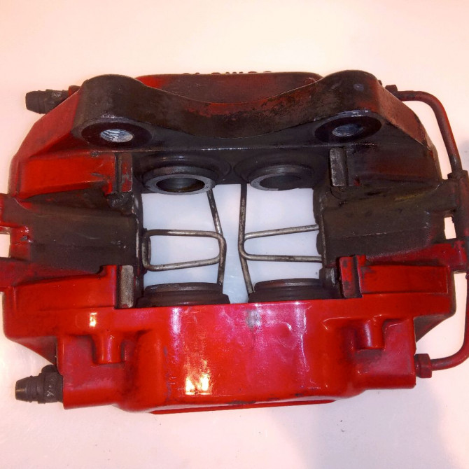 Etrier de frein avant droit occasion FERRARI 146 Phase 1 04-1995->04-1999 3.5i V8 380ch 2