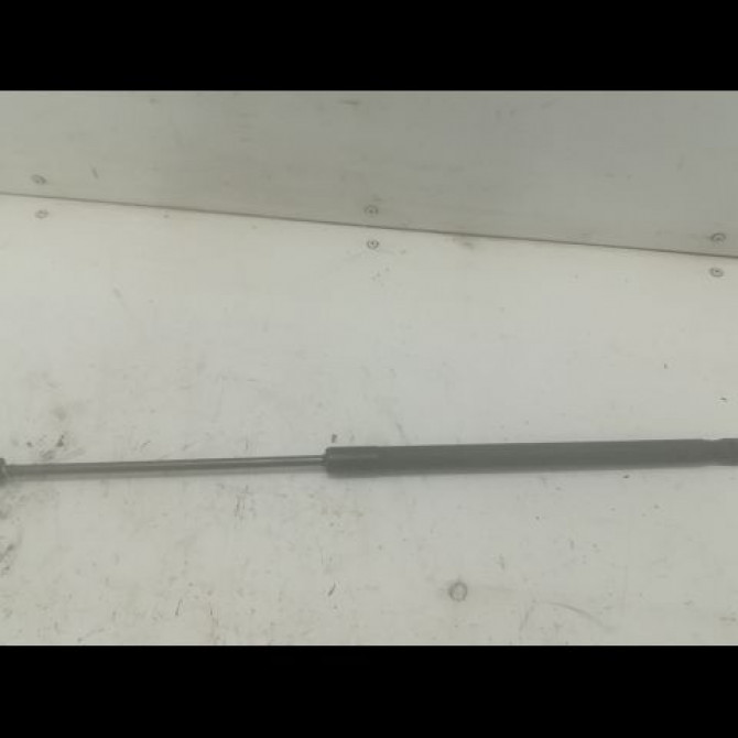 Verin d capot occasion OPEL ASTRA III ASTRA III Phase 1 2004-04-01->2006-12-31 1.7 CDTI 100ch 1