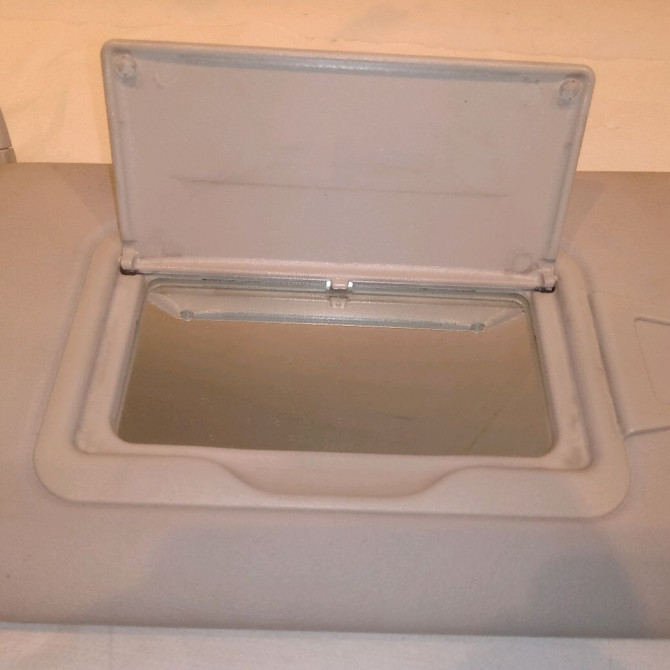 Pare-soleil gauche occasion MERCEDES CLASSE A I 16981003107H48 2