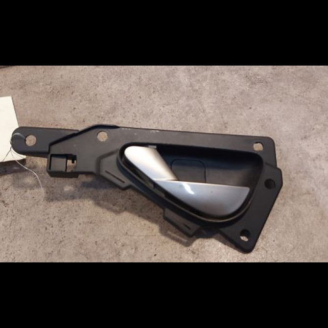 Poignee int porte avg occasion ALFA ROMEO MI.TO MI.TO Phase 1 2008-09-01->2016-12-31 1.3 JTDM 95ch 1