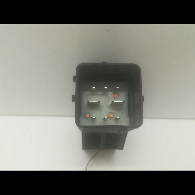 Boitier de préchauffage occasion FORD CMAX I Phase 1 09-2003->03-2007 1.6 TDCI 110ch 1405555 2