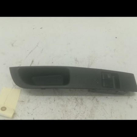 Commande lève-glace porte avant gauche occasion NISSAN MICRA III Phase 3 11-2007->11-2010 1.2i 80ch 25401AX600