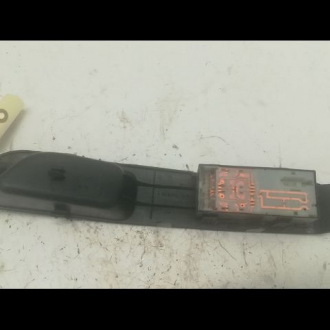 Commande lève-glace porte avant gauche occasion NISSAN MICRA III Phase 3 11-2007->11-2010 1.2i 80ch 25401AX600 2