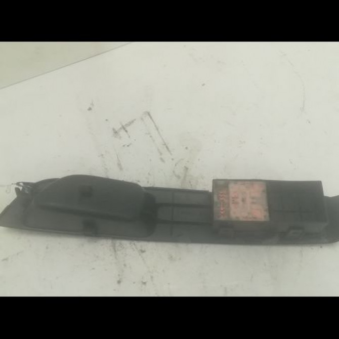 Commande lève-glace porte avant gauche occasion NISSAN MICRA III Phase 3 11-2007->11-2010 1.5 DCI 90ch 25401AX600 2