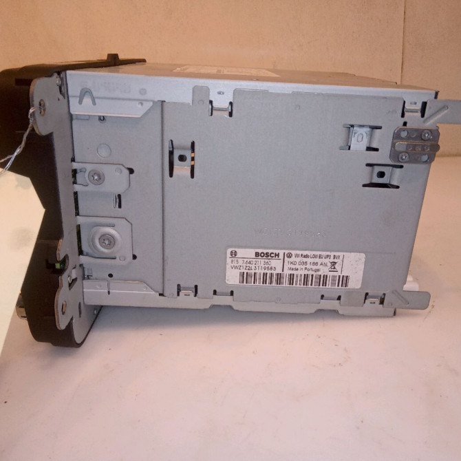 Autoradio occasion VOLKSWAGEN GOLF VI Phase 1 10-2008->04-2013 1.4 TSI 16v 122ch 1K0035180T 3