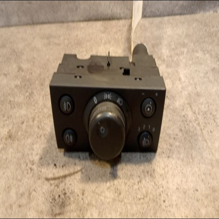 Interrupteur commande de phares occasion OPEL MERIVA I Phase 2 01-2006->09-2010 1.7 CDTI 100ch 9185414