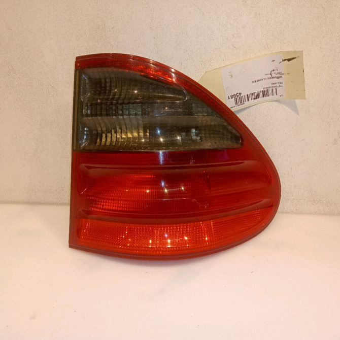 Feu arrière droit occasion MERCEDES CLASSE E III Phase 1 03-2002->06-2006 1