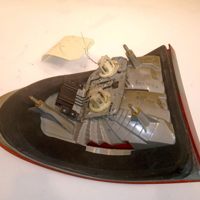 Feu arrière droit occasion MERCEDES CLASSE E III Phase 1 03-2002->06-2006 2