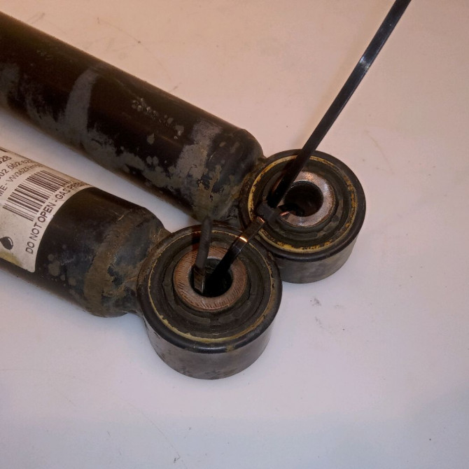 Amortisseur arrière droit occasion VOLKSWAGEN GOLF VI Phase 1 10-2008->04-2013 1.4 TSI 16v 122ch 1K0513029ME 2