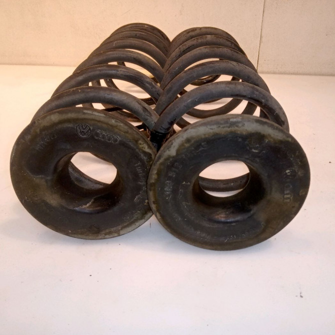 Ressort amortisseur ard occasion VOLKSWAGEN GOLF VI Phase 1 10-2008->04-2013 1.4 TSI 16v 122ch 1K0511115GA 2