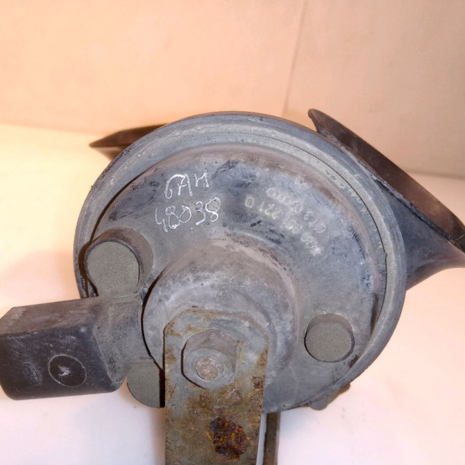 Klaxon  / avertisseur occasion VOLKSWAGEN POLO IV Phase 2 05-2005->09-2009 1.4 TDI 70ch 6Q0951223Q 4