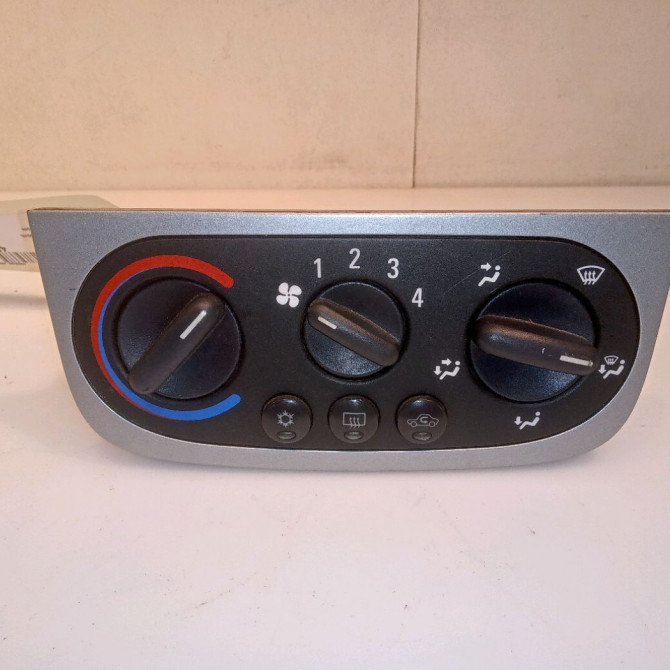 Commande de chauffage occasion OPEL TIGRA II Phase 1 09-2004->... 1.4i 90ch 1