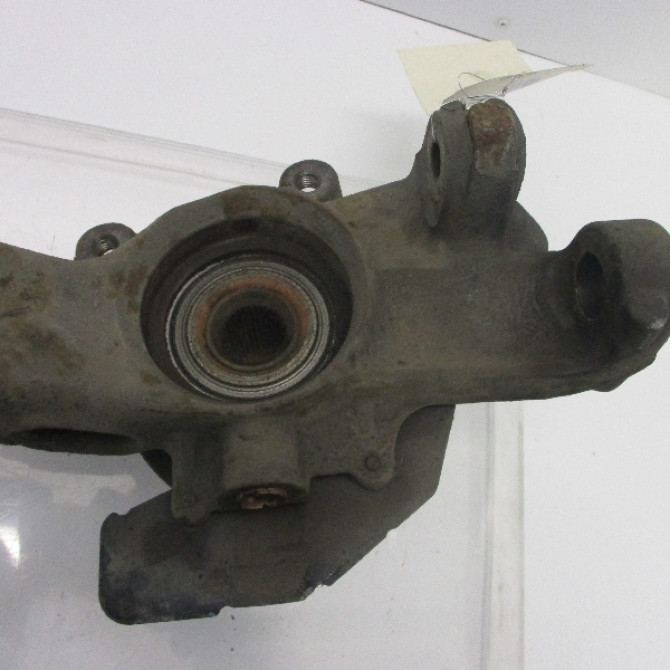 Moyeu avd occasion AUDI A4 I Phase 2 02-1999->01-2001 1.6i 8v 100ch 4B0498625 5