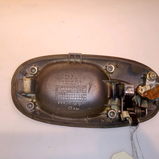 Poignee ext porte avd occasion KIA CARNIVAL I Phase 2 07-2001->06-2006 2.9 CRDI 144ch K53A58410CXX 2