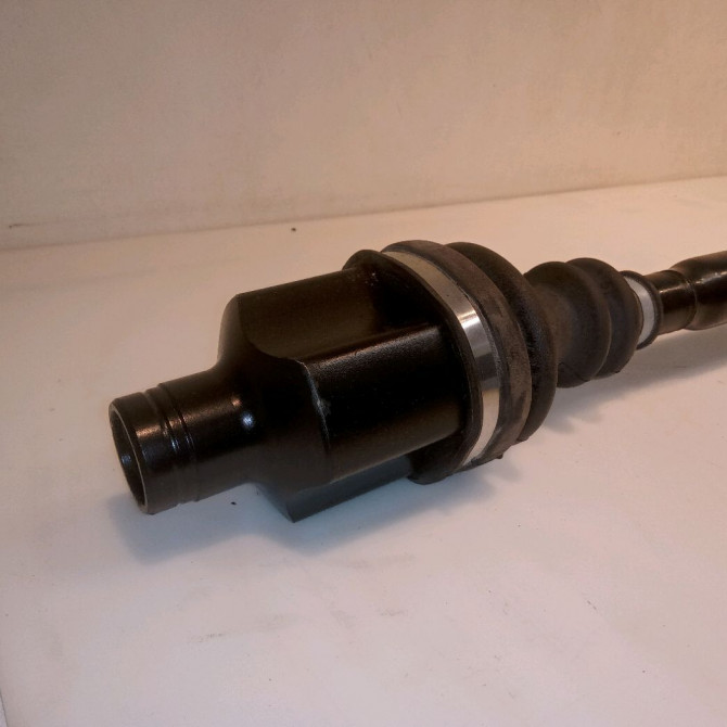 Transmission avant droite occasion RENAULT ESPACE III Phase 1 12-1996->09-2002 2.0 16v 8200029470 3