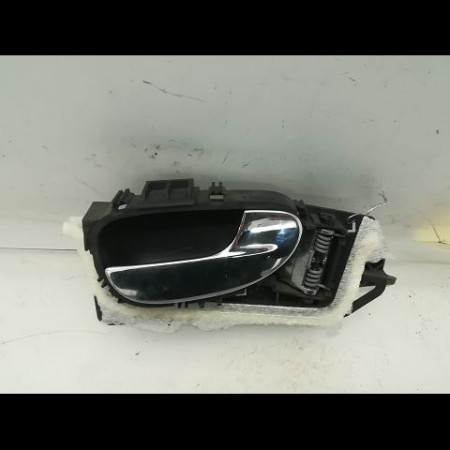 Poignee int porte ard occasion PEUGEOT 307 Phase 1 04-2001->06-2005 1.4 HDI 8v 70ch 9143F5
