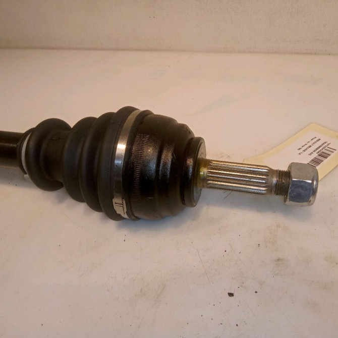 Transmission avant gauche occasion RENAULT MEGANE I Phase 1 11-1995->03-1999 1.6i 7701468837 2