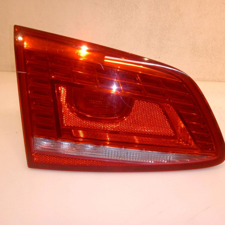 Feu arrière interieur gauche occasion VOLKSWAGEN PASSAT VI Phase 1 BREAK 10-2010->04-2015 3AF945307E