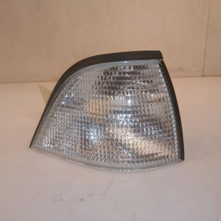 Clignotant droit occasion B.M.W. SERIE 3 III Phase 1 04-1995->04-1999 3.2i 321ch 82199403094