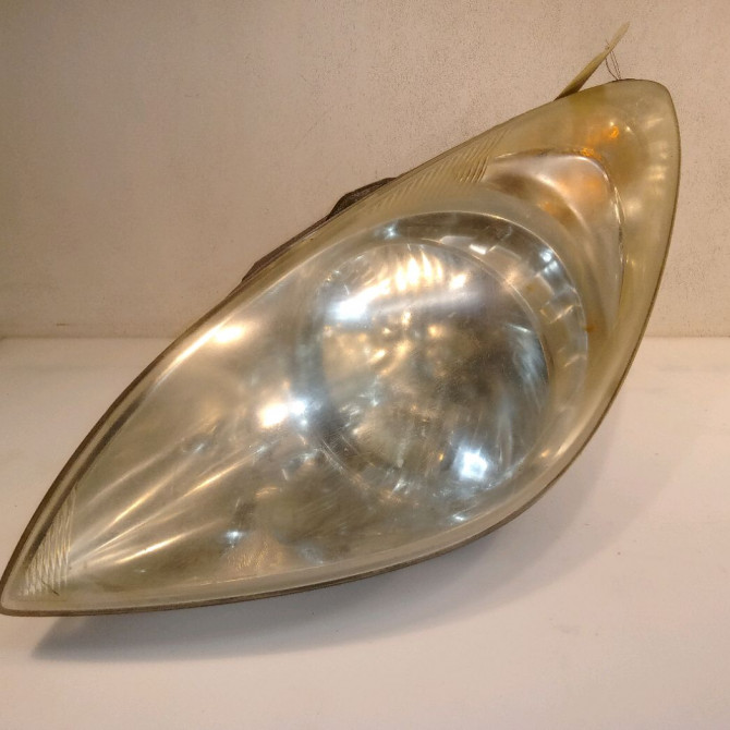 Phare gauche occasion HYUNDAI I 20 I Phase 1 04-2009->06-2012 1.4 CRDi 75ch 921101J010 1