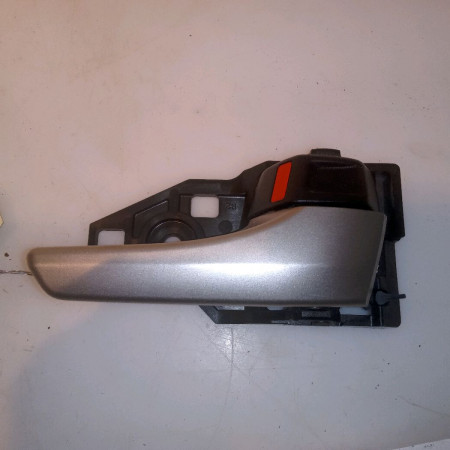 Poignee int porte ard occasion TOYOTA PRIUS III Phase 1 04-1995->04-1999 1.8 Hybride 99ch 6920547050C0