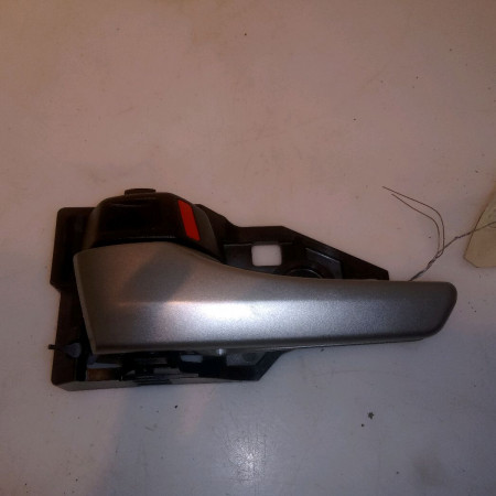 Poignee int porte arg occasion TOYOTA PRIUS III Phase 1 04-1995->04-1999 1.8 Hybride 99ch 6920647050C0