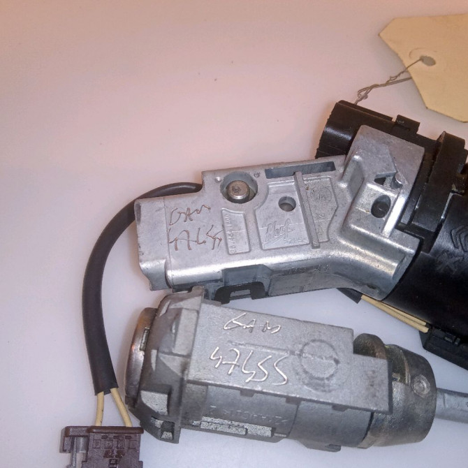 Kit serrures + antivol occasion CITROEN C4 CACTUS Phase 1 02-2014->... 1.6 BlueHDI 100ch FAP 9805996480 3