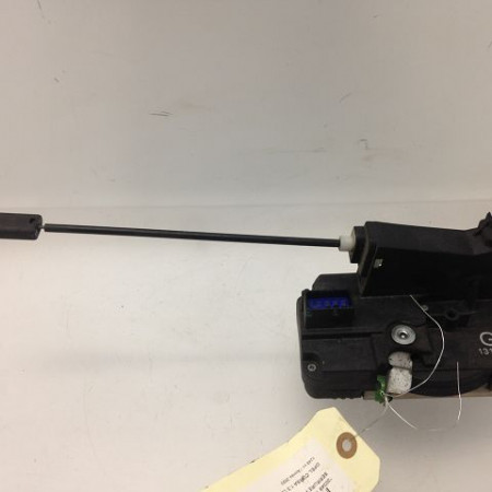 Serrure porte avd occasion OPEL CORSA III Phase 2 08-2003->09-2006 1.3 CDTI 24434885